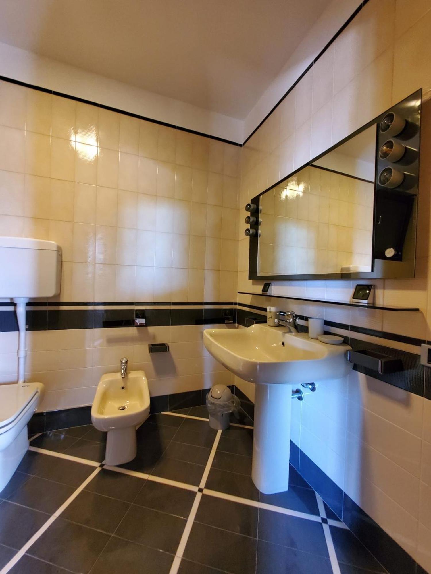 Garda Sunshine Apartment Toscolano Maderno Exterior foto